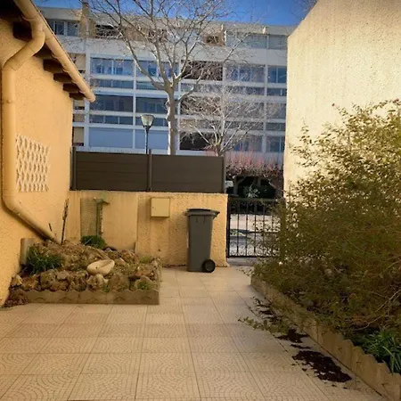 Maison T4 Lumineuse Avec Jardin, A 10 Min Des Thermes, Classee 3 Etoiles, Centre-ville De - Fr-1-503-164 * Balaruc-les-Bains