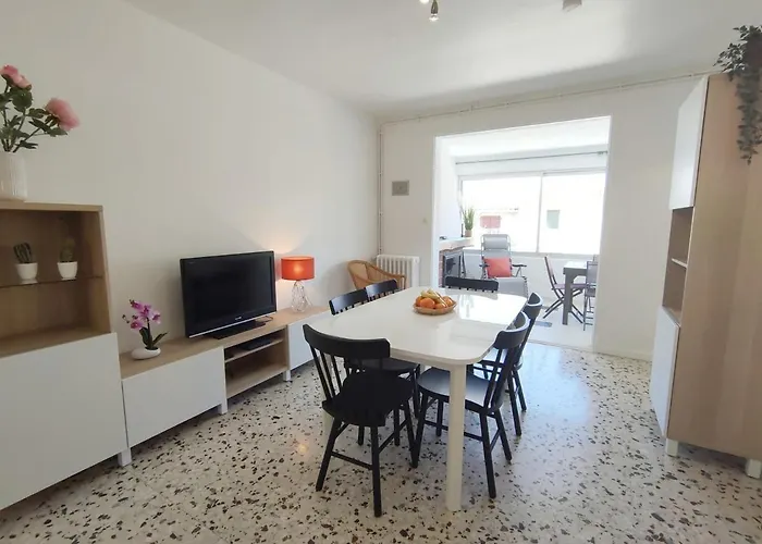 Casa de Férias Maison Lumineuse 3 Ch, Jardin, Clim, Garage, Proche Thermes - Fr-1-503-164 Balaruc-les-Bains